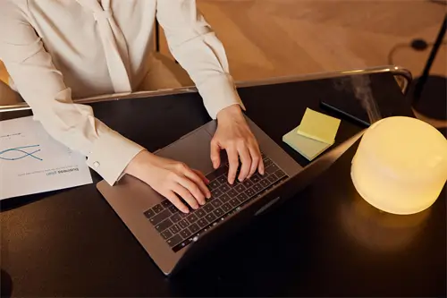 温江高中多久放寒假啊